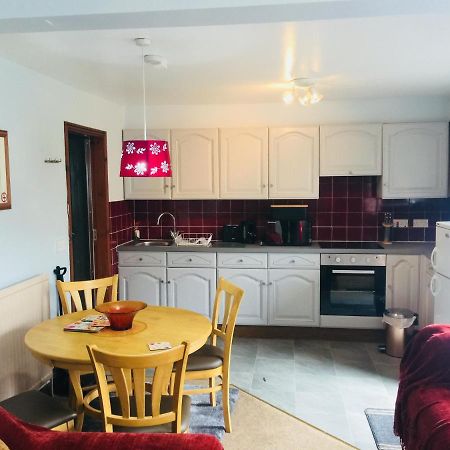 Blacksmiths Boutique B&B Robin Hood's Bay Extérieur photo