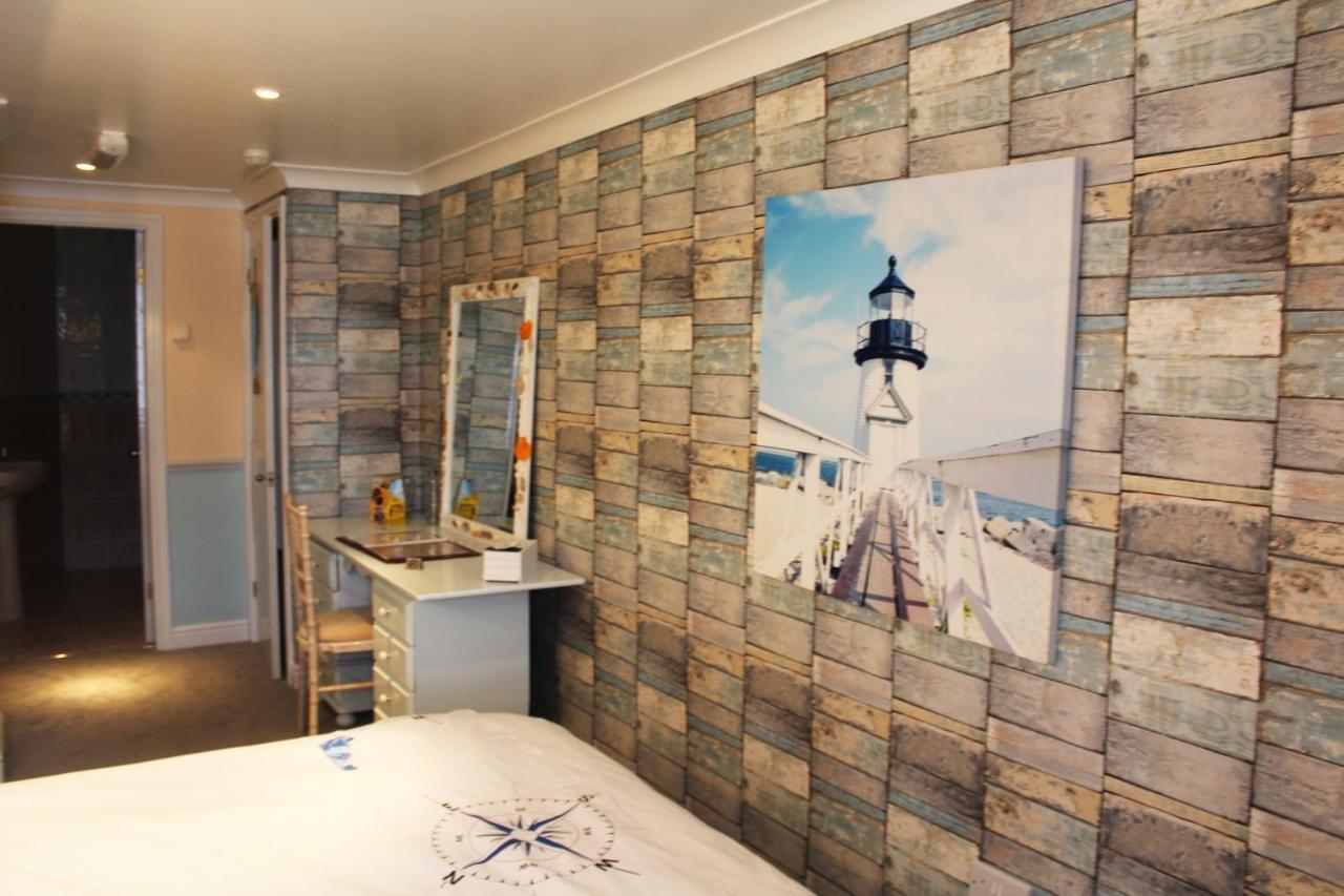 Blacksmiths Boutique B&B Robin Hood's Bay Extérieur photo