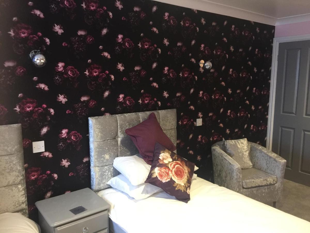 Blacksmiths Boutique B&B Robin Hood's Bay Extérieur photo