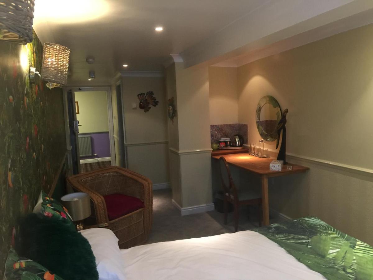 Blacksmiths Boutique B&B Robin Hood's Bay Extérieur photo
